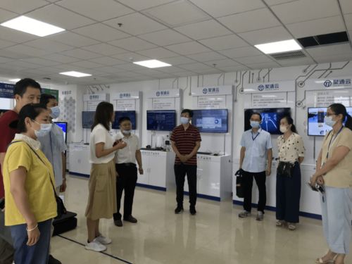 信息與傳媒系專業(yè)教師赴開發(fā)區(qū)企業(yè)走訪學(xué)習(xí)