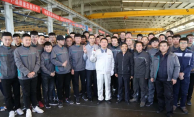 大國工匠在雷沃|與高鐵研磨師寧允展切磋技藝